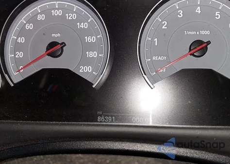 2016 BMW M3 z USA, uszkodzony, nr VIN WBS8M9C53G5G41736